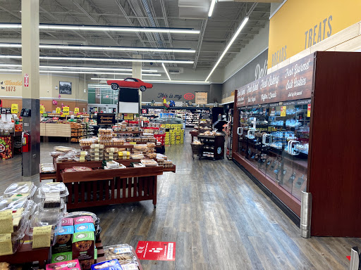 Grocery Store «Jewel-Osco», reviews and photos, 145 S Eastwood Dr, Woodstock, IL 60098, USA