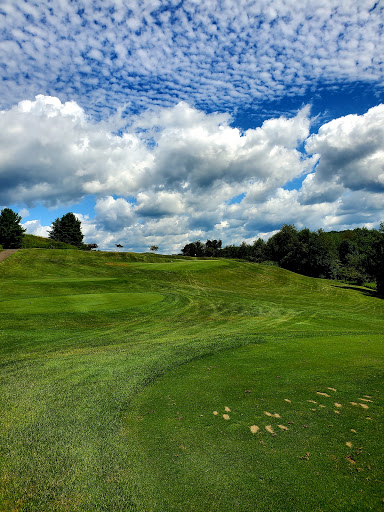 Golf Club «Oak Shadows Golf Club», reviews and photos, 1063 Oak Shadows Dr NE, New Philadelphia, OH 44663, USA