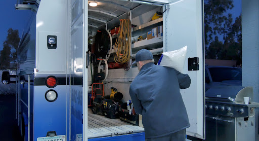 Air Conditioning Contractor «Day & Night Air Conditioning, Heating & Plumbing», reviews and photos, 2136 E Indian School Rd, Phoenix, AZ 85016, USA