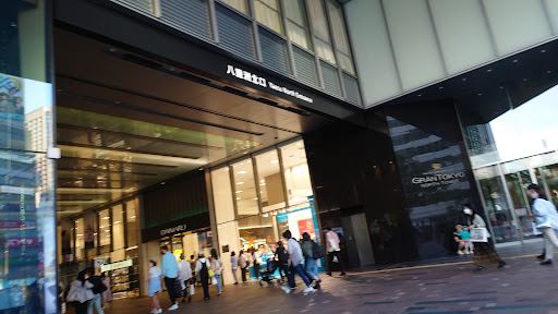 マスカラを購入する店パージ 東京