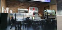 Atmosphère du Restauration rapide Food Court - Restaurant Halal à Nanterre - n°3
