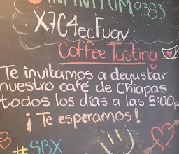 Starbucks Plaza Los Robles photo