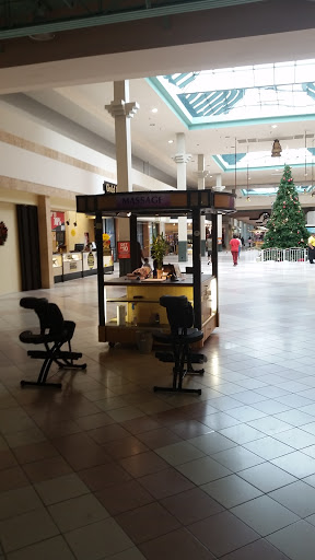 Shopping Mall «DeSoto Square Mall», reviews and photos, 303 301 Blvd W, Bradenton, FL 34205, USA
