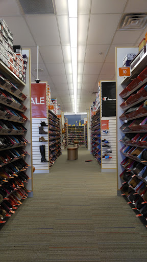 Shoe Store «Payless», reviews and photos, 5256 TX-360 #820, Grand Prairie, TX 75052, USA