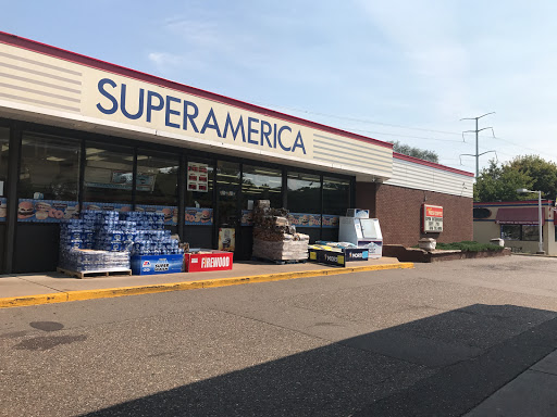 Gas Station «SuperAmerica», reviews and photos, 7449 E River Rd, Fridley, MN 55432, USA