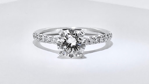 Jewelry Store «Henry C Reid & Son», reviews and photos, 1591 Post Rd, Fairfield, CT 06824, USA