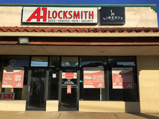 Locksmith «A-1 Locksmith - Arlington», reviews and photos, 1715 S Cooper St, Arlington, TX 76010, USA