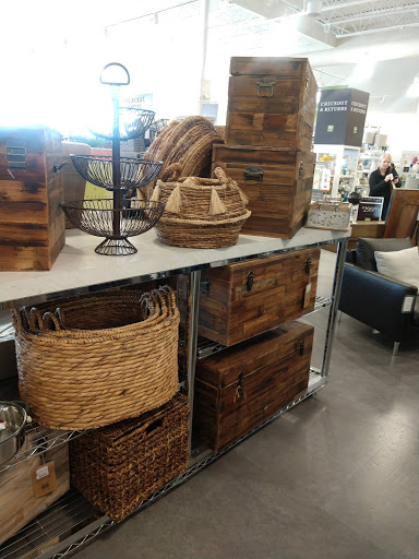 Shopping Mall «Seaview Square Shopping Center», reviews and photos, 1000 NJ-66, Ocean Township, NJ 07712, USA