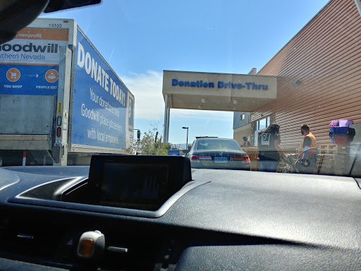 Thrift Store «Goodwill Retail Store and Donation Center», reviews and photos