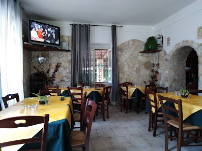 Ristorante al Piccolo Mondo SP289, 81051 Roccaromana CE, Italia