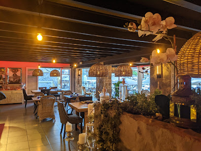 Le Seazon bistro - Passeig Colom, 07590 Cala Rajada, Illes Balears, Spain