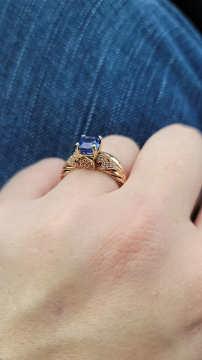 Jewelry Store «Jared The Galleria of Jewelry», reviews and photos, 1976 S Stratford Rd, Winston-Salem, NC 27103, USA