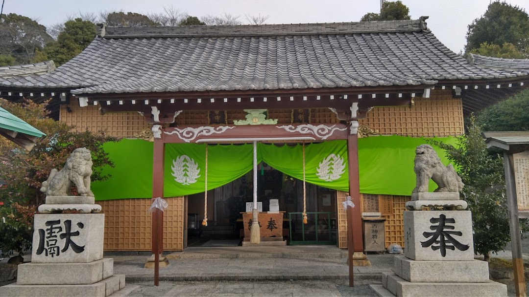 藤ノ木白山神社 駐車場