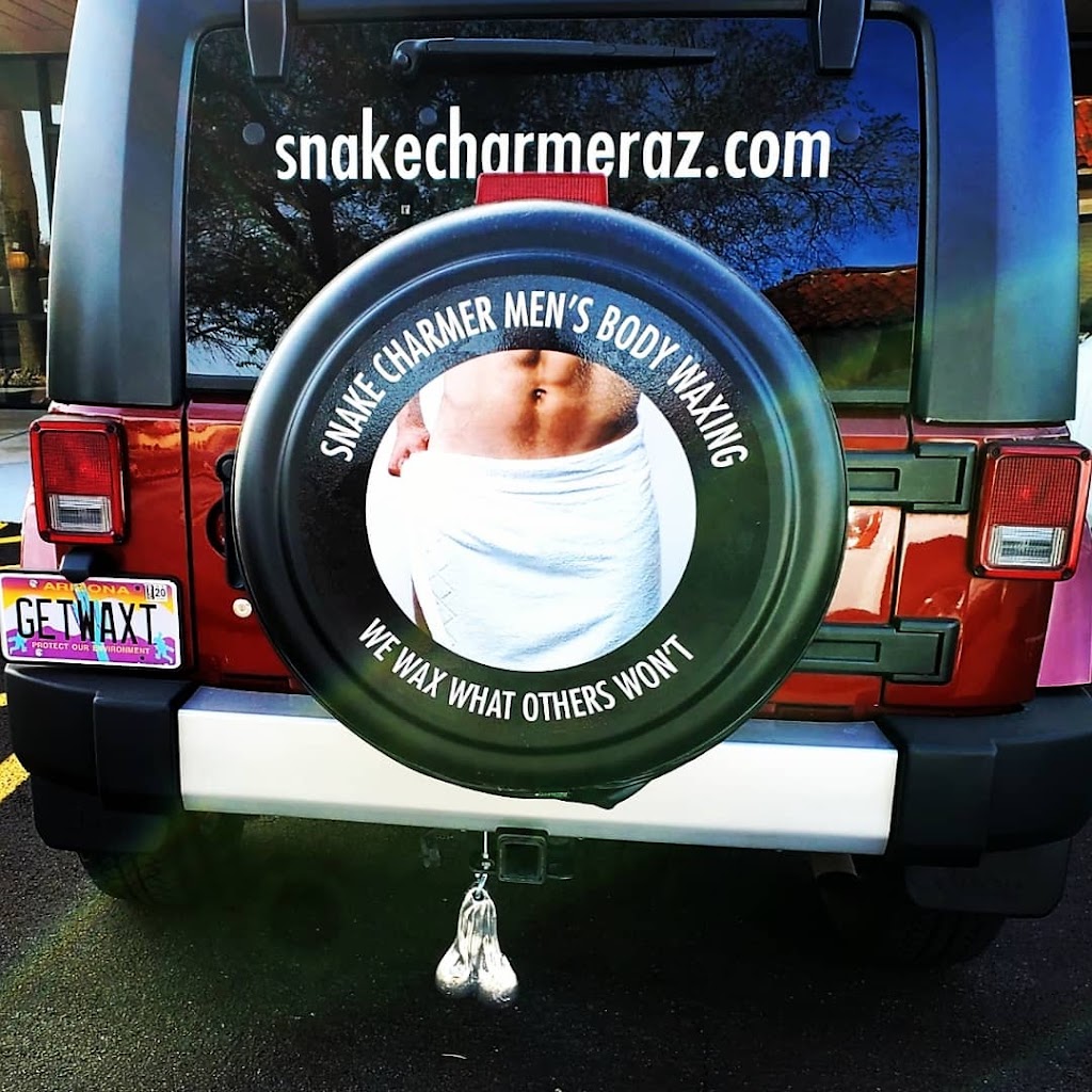 Snake Charmer Men's Body Waxing 85224