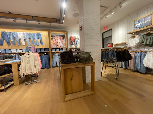 Clothing Store «AEO & Aerie Store», reviews and photos, 2615 Medical Center Pkwy #1370, Murfreesboro, TN 37129, USA