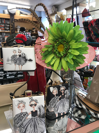 Shoe Store «Pix Shoes of Louisville», reviews and photos, 201 S Preston St, Louisville, KY 40202, USA