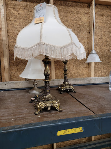 Building Materials Store «Lexington Habitat for Humanity ReStore», reviews and photos, 451 Southland Dr, Lexington, KY 40503, USA