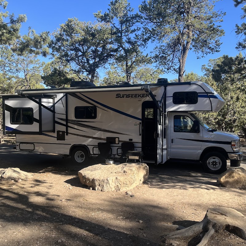 Road Bear RV