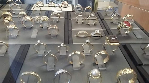 Pawn Shop «Newport Pawn Shop», reviews and photos, 224 SW Coast Hwy, Newport, OR 97365, USA