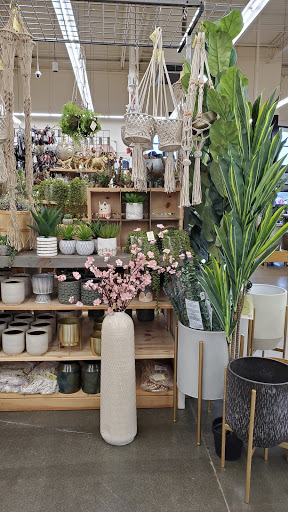 Furniture Store «Cost Plus World Market», reviews and photos, 16801 SE Mill Plain Blvd, Vancouver, WA 98684, USA