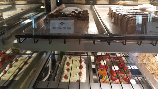 Shopping Mall «Westgate Centre», reviews and photos, 12320 Olive Blvd, Creve Coeur, MO 63141, USA