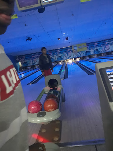 Bowling Alley «Burlington Bowl & Recreation Center», reviews and photos, 4486 US-130, Burlington, NJ 08016, USA
