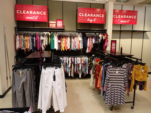 Clothing Store «rue21», reviews and photos, 1500 E Court St #680, Seguin, TX 78155, USA