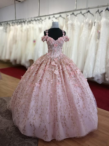 Bridal Shop «Bridal & Quince Amelia Alvillar», reviews and photos, 1718 N Zaragoza Rd, El Paso, TX 79936, USA
