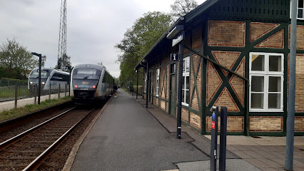 Fruens Bøge Station