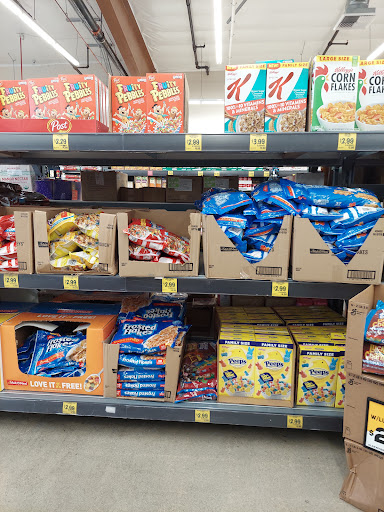 Grocery Store «Grocery Outlet Bargain Market», reviews and photos, 520 Workman Mill Rd, La Puente, CA 91746, USA