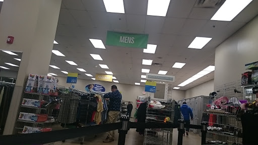 Thrift Store «Goodwill Store & Donation Center», reviews and photos, 675 W North Ave, Elmhurst, IL 60126, USA