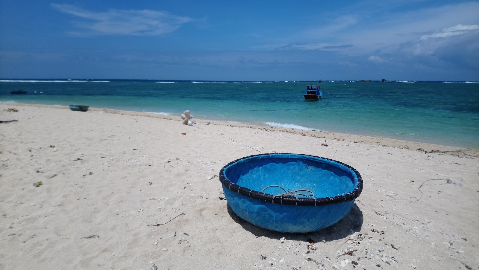 Foto de Long Hai Beach e o assentamento