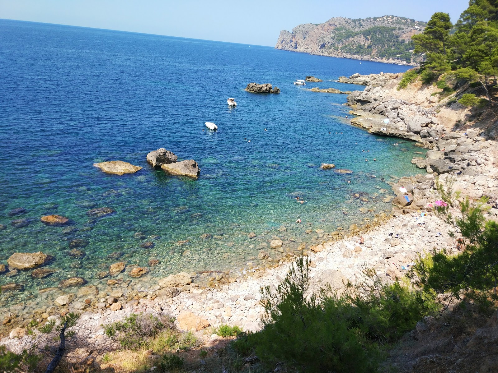 Photo de Playa Es Canyaret situé dans une zone naturelle