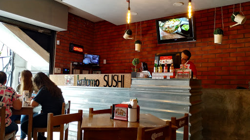 KATAMO SUSHI, SUC PARQUE METROPOLITANO.