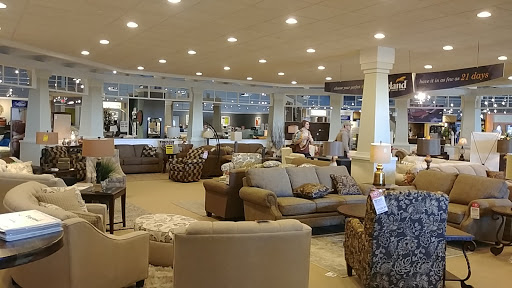 Furniture Store «The Furniture Mart - Shakopee», reviews and photos, 4270 12th Ave E, Shakopee, MN 55379, USA