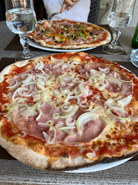 Plats et boissons du Pizzeria Le Fournil Mons à Chessenaz - n°1