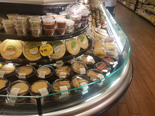 Grocery Store «The Fresh Market», reviews and photos, 1635 Perry Hill Rd, Montgomery, AL 36106, USA