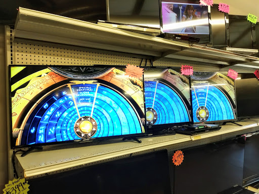 Pawn Shop «Roswell Pawn & Jewelry», reviews and photos, 615 Holcomb Bridge Rd, Roswell, GA 30076, USA