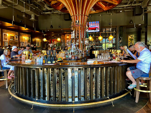 Shopping Mall «Crystal Cove Shopping Center», reviews and photos, 7845-8085 East Coast Hwy, Newport Beach, CA 92657, USA