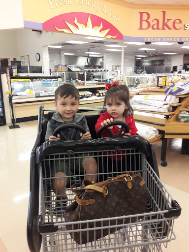 Grocery Store «Winn-Dixie», reviews and photos, 18731 Three Oaks Pkwy, Fort Myers, FL 33912, USA