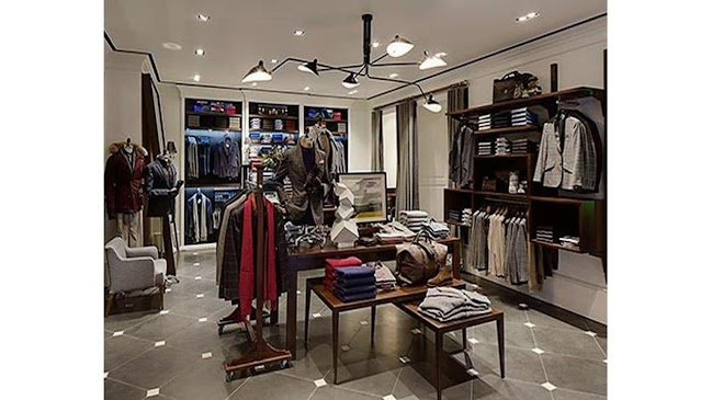 Reviews of Hackett London Old Broad Street in London - Clothing store
