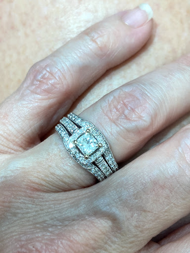 Jewelry Store «Diamonds & Co», reviews and photos, 141 Towne Center Cir, Sanford, FL 32771, USA