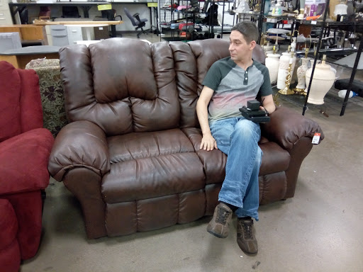 Thrift Store «Power & Baseline Goodwill Retail Store & Donation Center», reviews and photos, 2070 S Power Rd, Gilbert, AZ 85206, USA