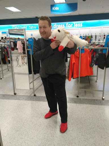 Clothing Store «Ross Dress for Less», reviews and photos, 975 NW Gilman Blvd, Issaquah, WA 98027, USA