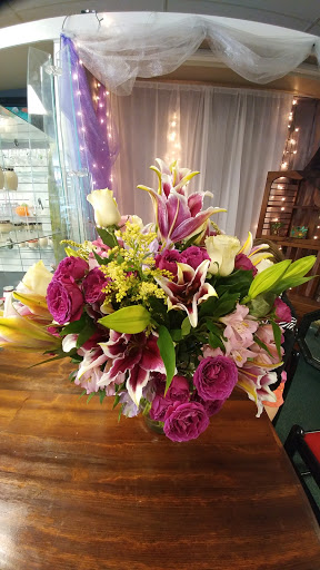 Florist «Generations Floral Art and Artisans», reviews and photos, 23051 E Main St, Armada, MI 48005, USA