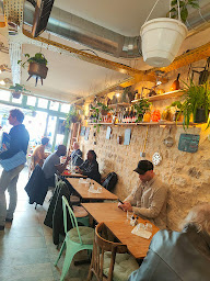 Photo n°22 de Chez les deux amis à Paris ()