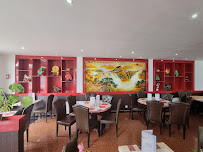 Atmosphère du Restaurant asiatique SushiWokGrill à Lourdes - n°6