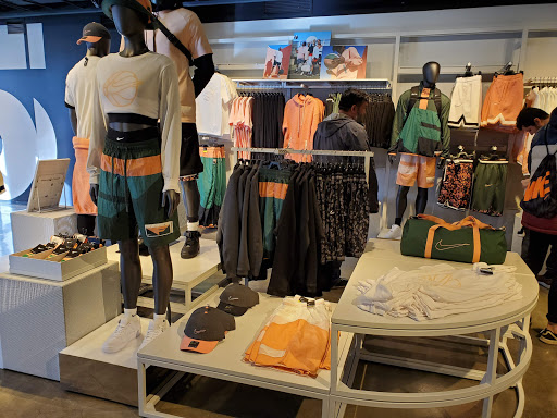 Clothing Store «Nike San Francisco», reviews and photos, 278 Post St, San Francisco, CA 94108, USA