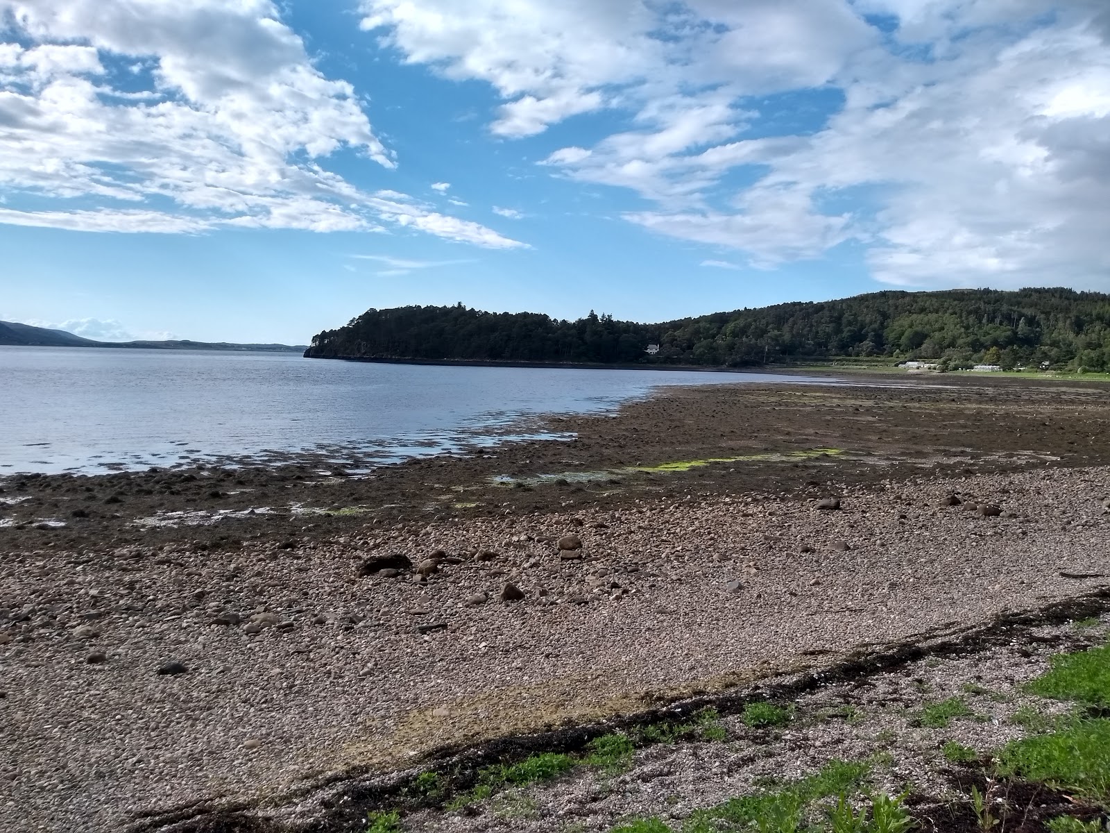 Foto van Londubh beach en de nederzetting