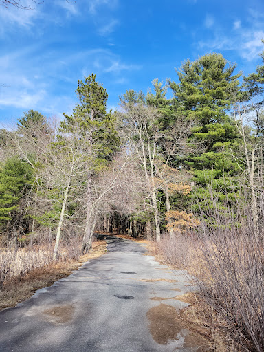 State Park «Lowell-Dracut-Tyngsborough State Forest», reviews and photos, Trotting Park Rd, Dracut, MA 01826, USA
